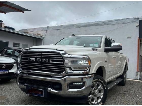 RAM 2500 6.7 I6 TURBO DIESEL LARAMIE CD 4X4 AUTOMÁTICO